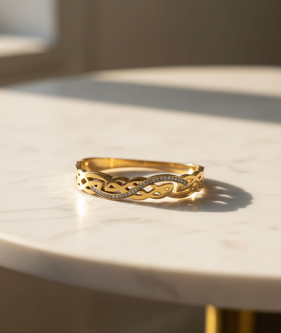 Crystal Wave Pattern Bangle